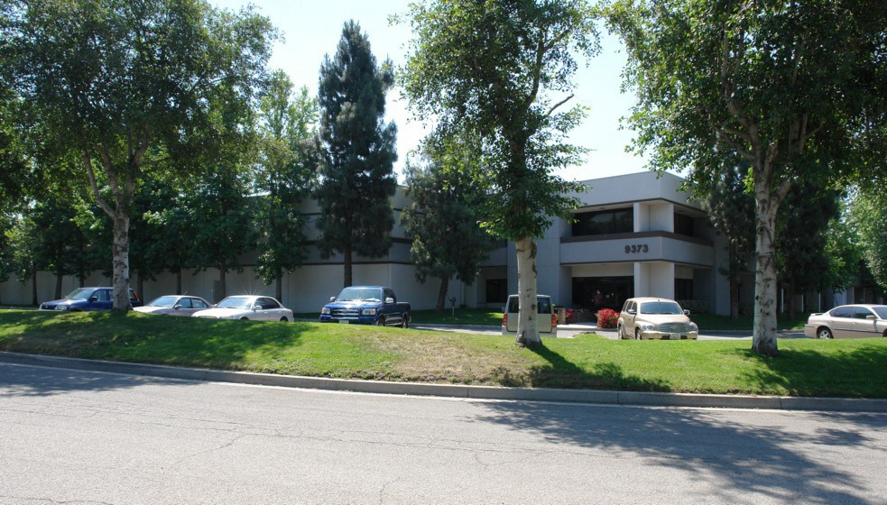 DAUM Represents Seller in the Disposition of a 77,597 Sq. Ft. Industrial Building in Rancho Cucamonga, CA