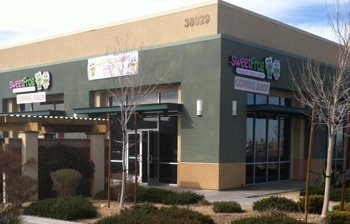 Sweet Frog Premium Yogurt Breaks Opening Day Record with New Palmdale, CA Location