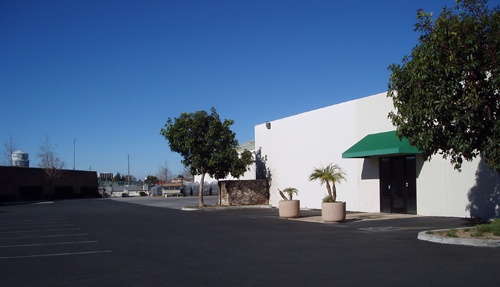 DAUM REPRESENTS LANDLORD IN THE LEASING OF 24,400 SQ. FT. OF INDUSTRIAL SPACE IN SANTA ANA, CA